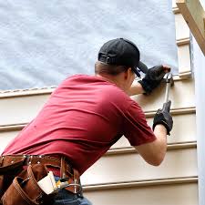 How To Choose The Right Materials for Your Siding Installation in 'Lennox, CA